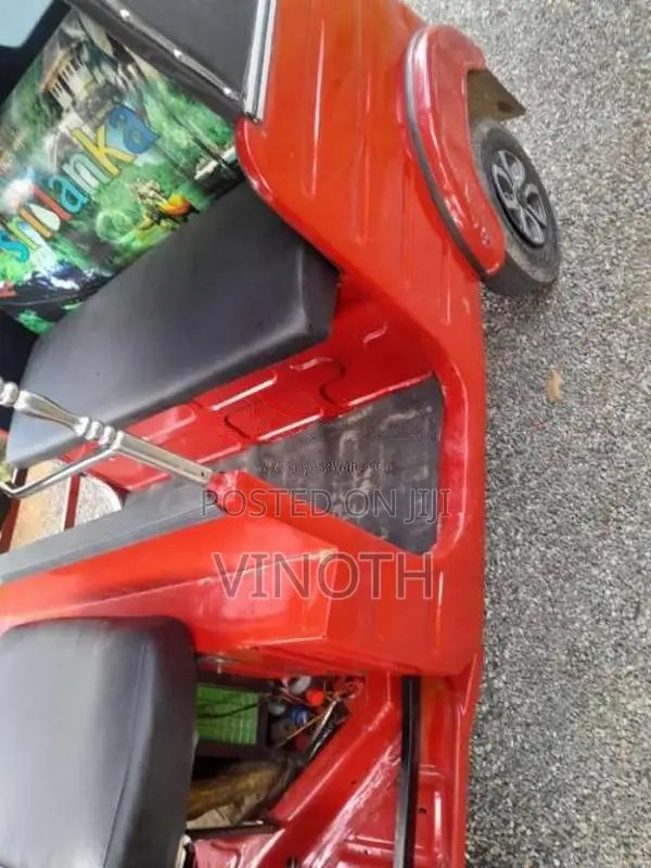 Bajaj 2 Stroke 2004 Three Wheel (Used)