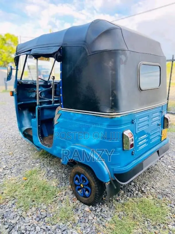 Bajaj RE 2001 Three Wheel (Used)