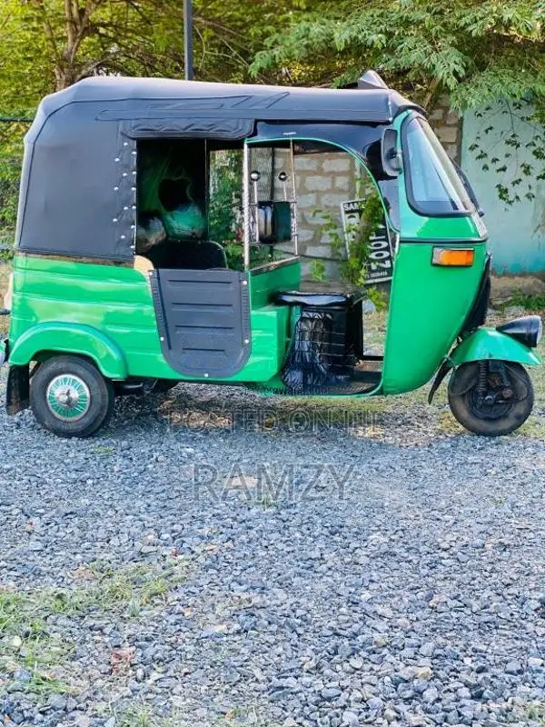 Bajaj 2 Stroke 2003 Three Wheel (Used)
