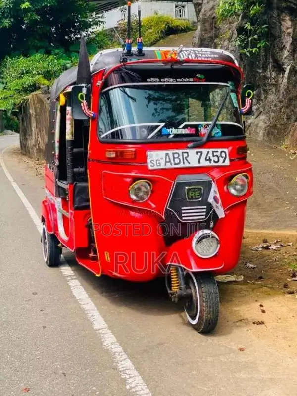 Bajaj 4 Stroke 2018 Three Wheel (Used)