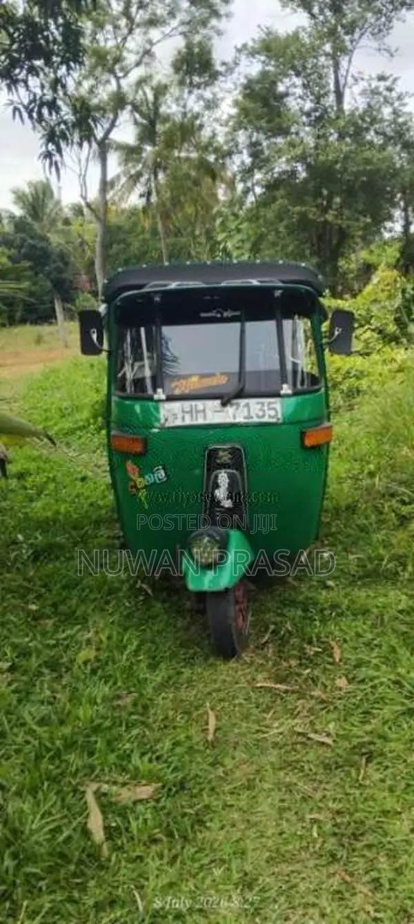 Bajaj 2 Stroke 2004 Three Wheel (Used)
