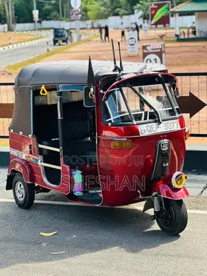 Bajaj 2 Stroke 2006 Three Wheel (Used)