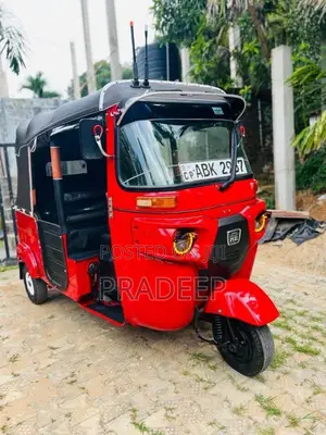 Bajaj Re 2016 Three Wheel (Used)