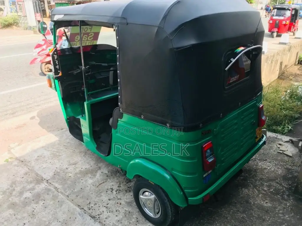 Bajaj RE 4 Stroke 2015 Three Wheel (Used)