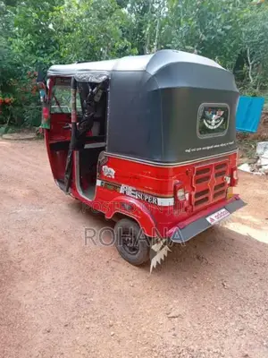 Bajaj 2 Stroke 2005 Three Wheel (Used)