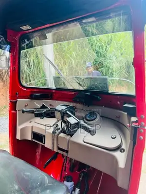 Bajaj Re 2016 Three Wheel (Used)