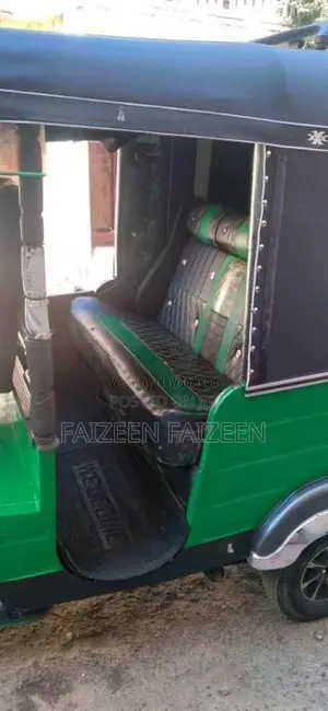 Bajaj Re 205 2011 Three Wheel (Used)