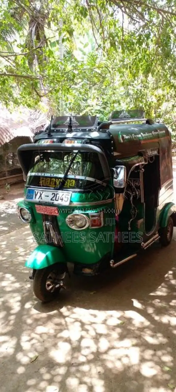 Bajaj RE 2012 Three Wheel (Used)