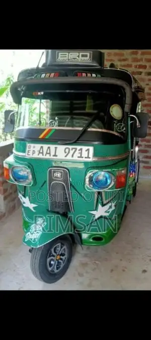 Bajaj 4 stroke 2013 Three Wheel (Used)