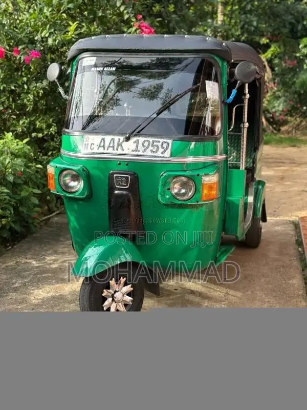 Bajaj RE 4 Stroke 2013 Three Wheel (Used)