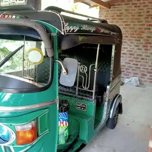 Bajaj 4 stroke 2013 Three Wheel (Used)
