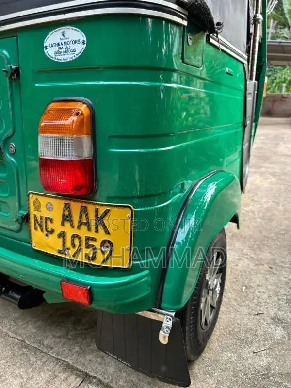 Bajaj RE 4 Stroke 2013 Three Wheel (Used)