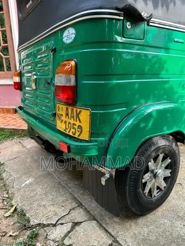 Bajaj RE 4 Stroke 2013 Three Wheel (Used)