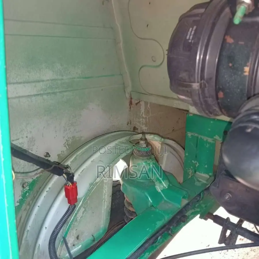 Bajaj 4 stroke 2013 Three Wheel (Used)