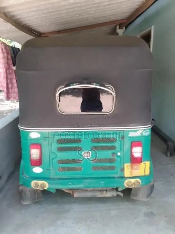 Bajaj Re 2016 Three Wheel (Used)