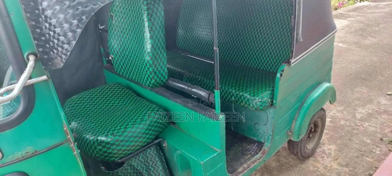 Bajaj RE 2014 Three Wheel (Used)