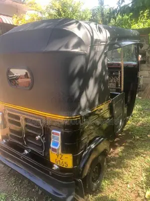 Bajaj 4 stroke 2012 Three Wheel (Used)