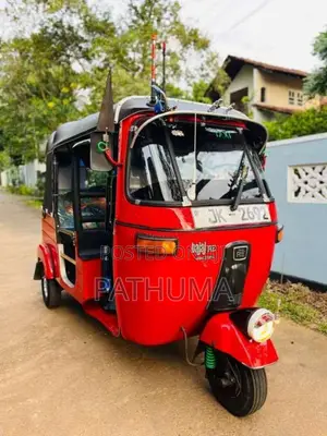 Bajaj RE 2 Stroke 2004 Three Wheel (Used)
