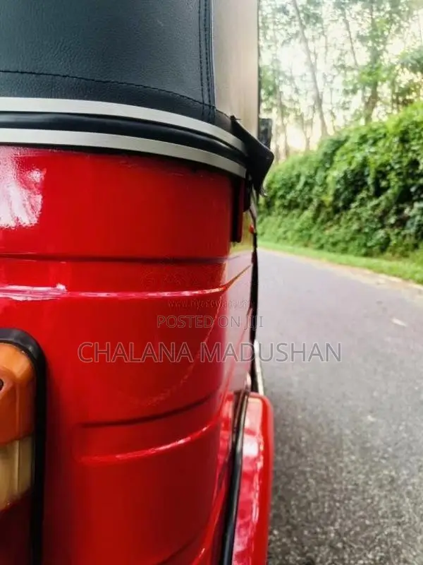 Bajaj RE 4 Stroke 2013 Three Wheel (Used)