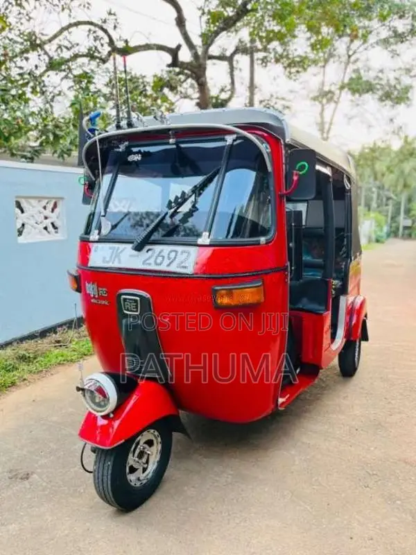 Bajaj RE 2 Stroke 2004 Three Wheel (Used)