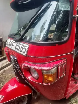 Bajaj Re 2012 Three Wheel (Used)