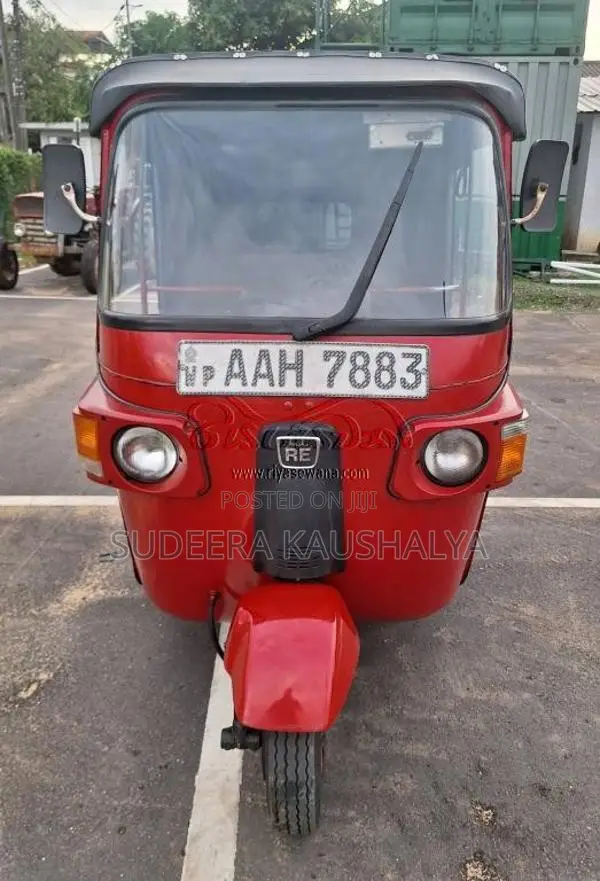 Bajaj 4 Stroke 2013 Three Wheel (Used)