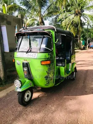 Bajaj 2 Stroke 2005 Three Wheel (Used)