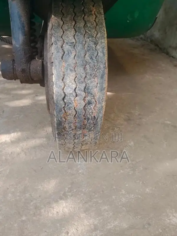 Bajaj RE 2014 Three Wheel (Used)