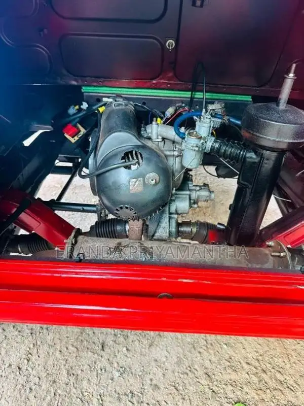 Bajaj 2 Stroke 2004 Three Wheel (Used)