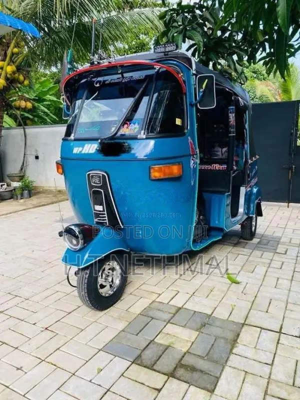 Bajaj RE 2 Stroke 2003 Three Wheel (Used)