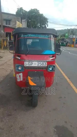 Piaggio Ape 2002 Three Wheel (Used)