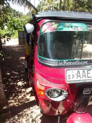 Bajaj Re 4 stroke 2013 Three Wheel (Used)