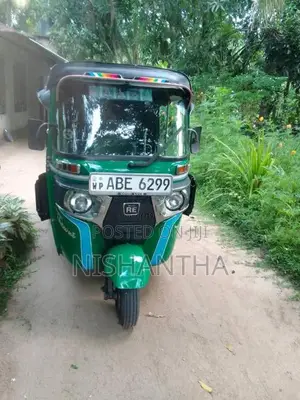Bajaj RE 205 2015 Three Wheel (Used)