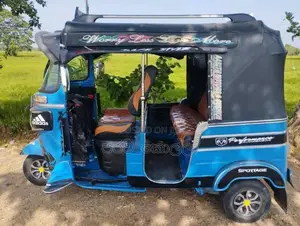 Bajaj RE 2016 Three Wheel (Used)