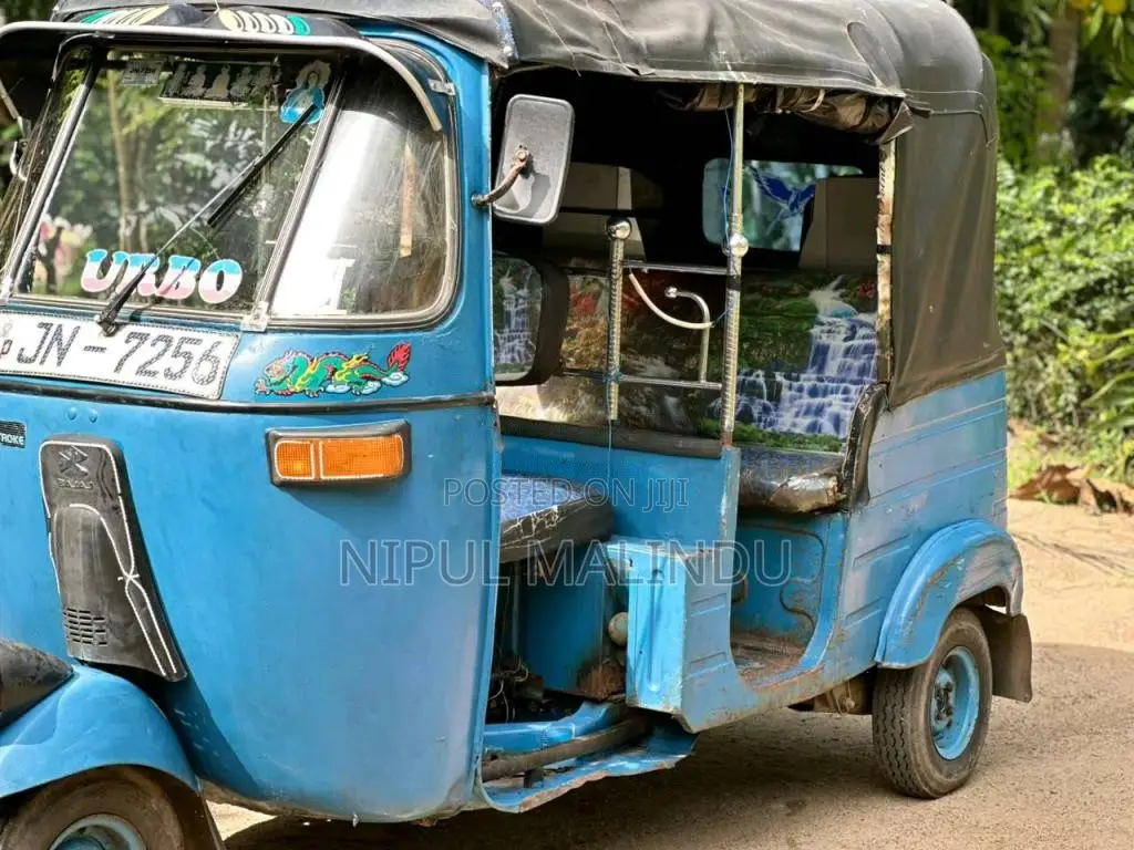 Bajaj RE 2004 Three Wheel (Used)