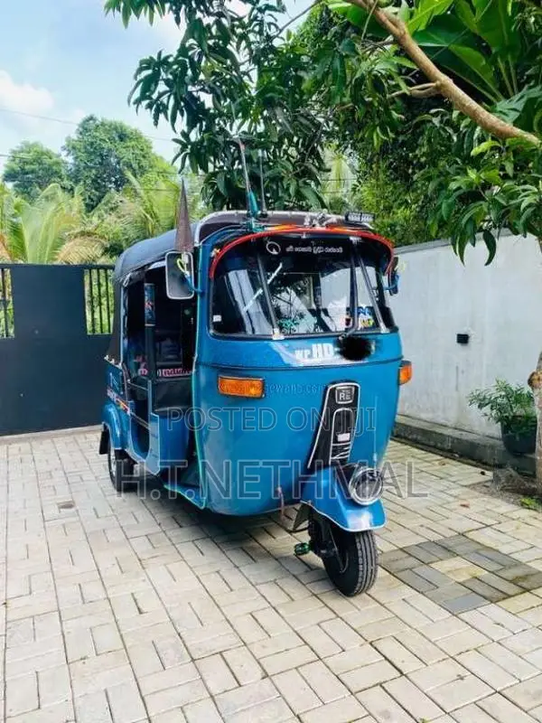 Bajaj RE 2 Stroke 2003 Three Wheel (Used)