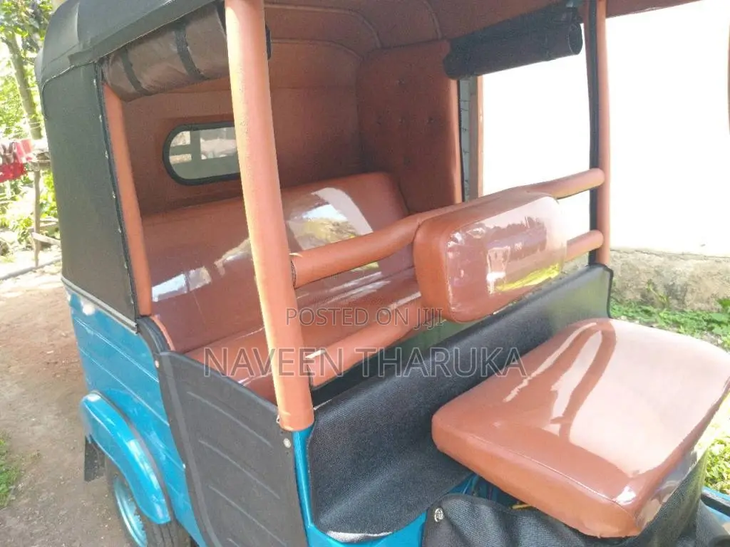 Bajaj RE 2002 Three Wheel (Used)