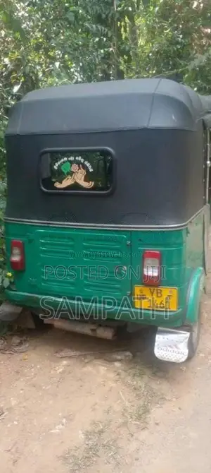 Bajaj RE 2011 Three Wheel (Used)