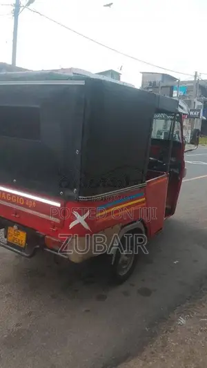 Piaggio Ape 2002 Three Wheel (Used)