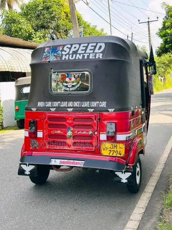 Bajaj RE 2004 Three Wheel (Used)