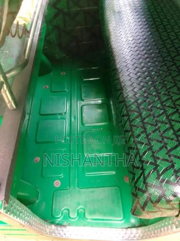 Bajaj RE 205 2015 Three Wheel (Used)