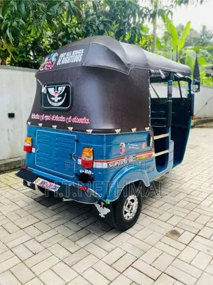 Bajaj RE 2 Stroke 2003 Three Wheel (Used)