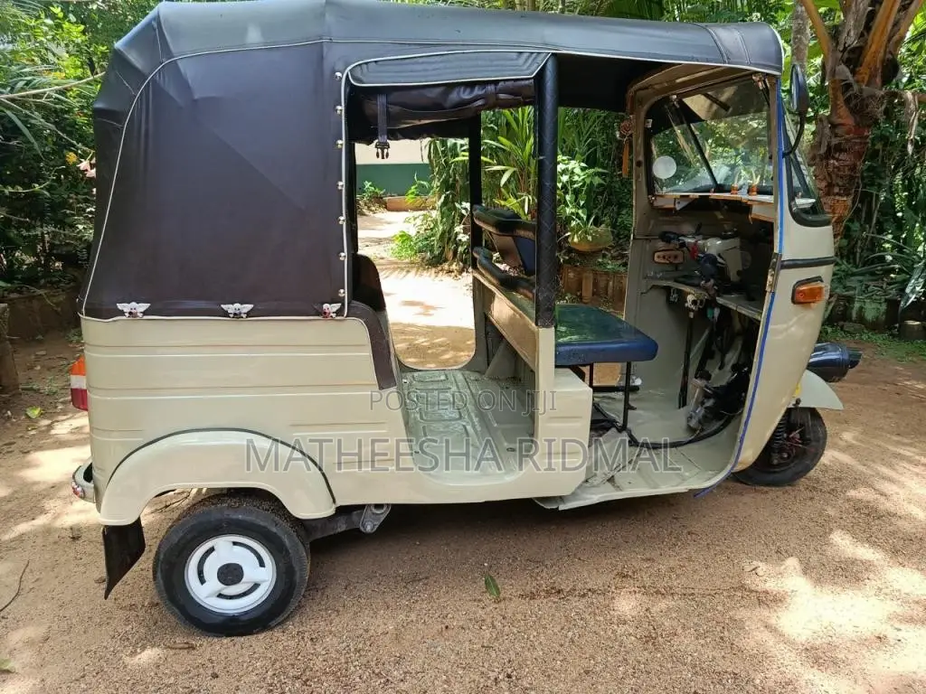 Bajaj RE 2002 Three Wheel (Used)
