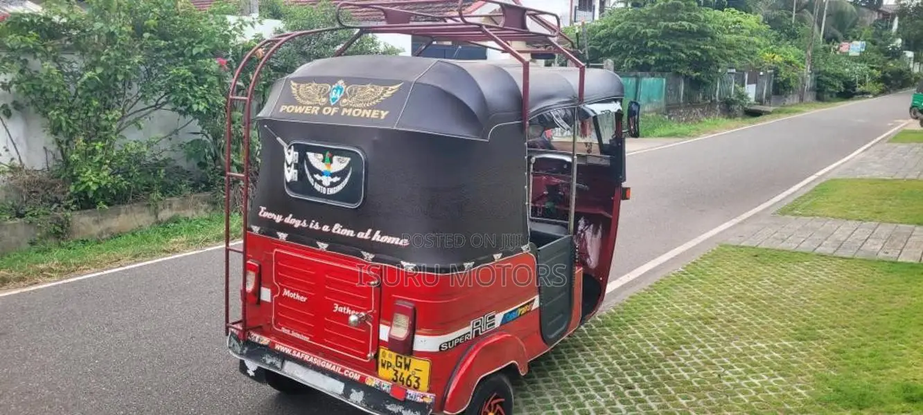 Bajaj RE 2004 Three Wheel (Used)