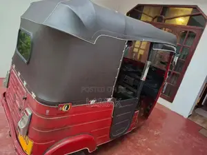 Bajaj RE 2014 Three Wheel (Used)