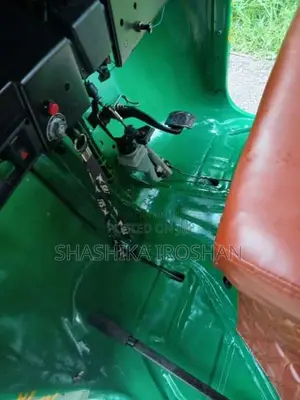 Bajaj 4 Stroke 2012 Three Wheel (Used)