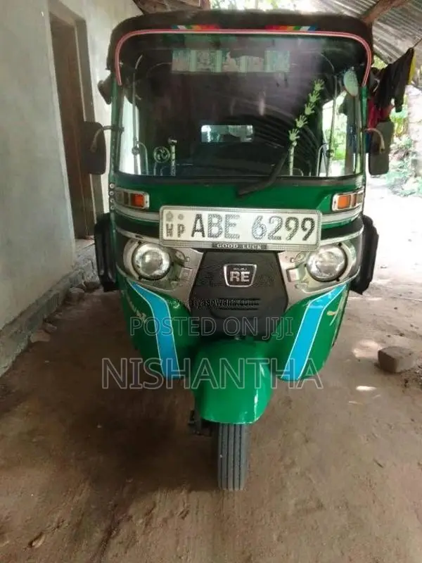 Bajaj RE 205 2015 Three Wheel (Used)