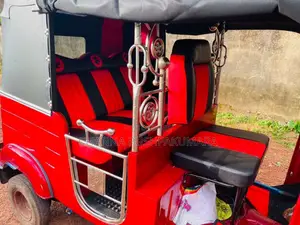 Bajaj 4 stroke 2007 Three Wheel (Used)