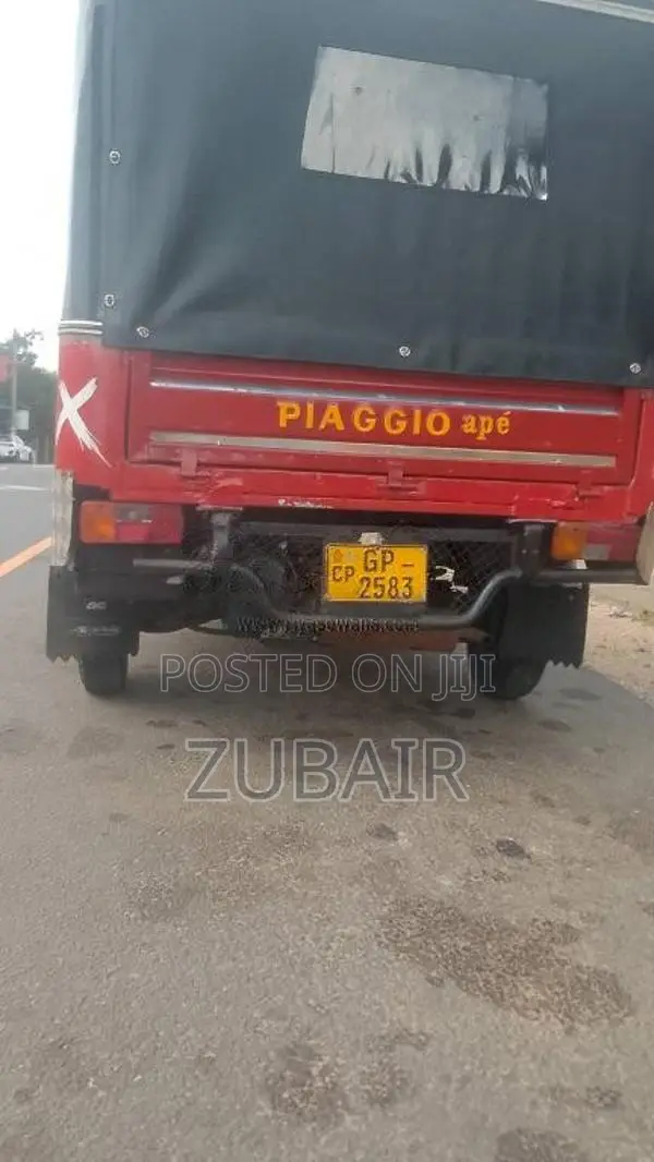 Piaggio Ape 2002 Three Wheel (Used)