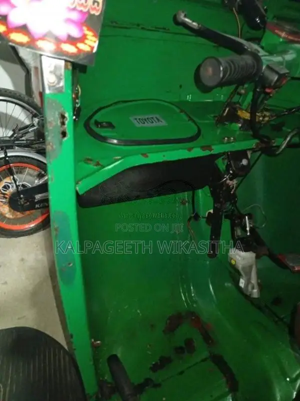 Bajaj Re 2003 Three Wheel (Used)